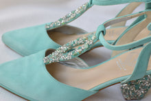 Cargar imagen en el visor de la galería, Ejemplos de Personalizaciones - Zapatos Joya by Puntulina