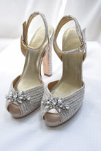 Cargar imagen en el visor de la galería, Ejemplos de Personalizaciones - Zapatos Joya by Puntulina