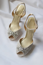 Cargar imagen en el visor de la galería, Ejemplos de Personalizaciones - Zapatos Joya by Puntulina